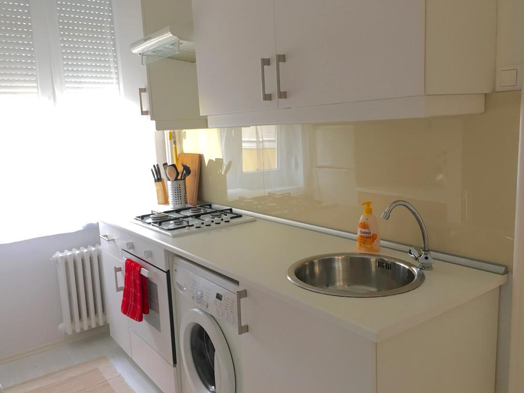 Standard Apartment by Hi5 - Károly 23 Budapest Kültér fotó